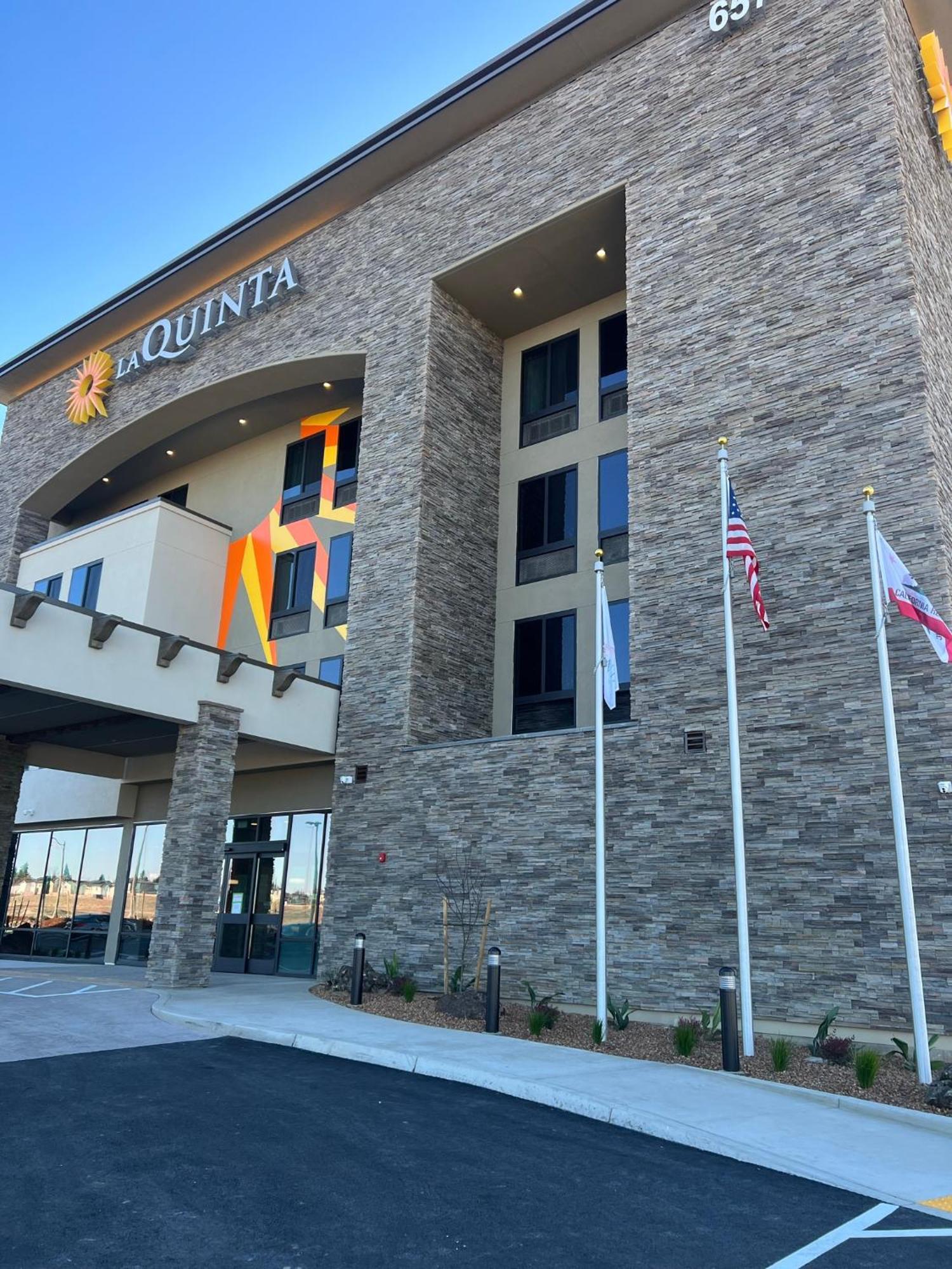 La Quinta Inn And Suites By Wyndham Lincoln Eksteriør billede