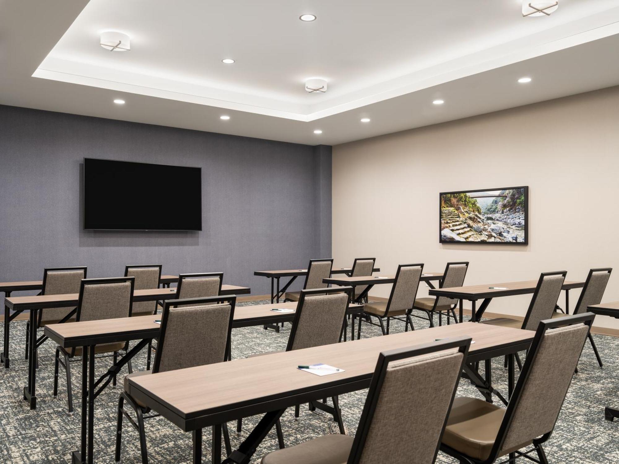 La Quinta Inn And Suites By Wyndham Lincoln Eksteriør billede