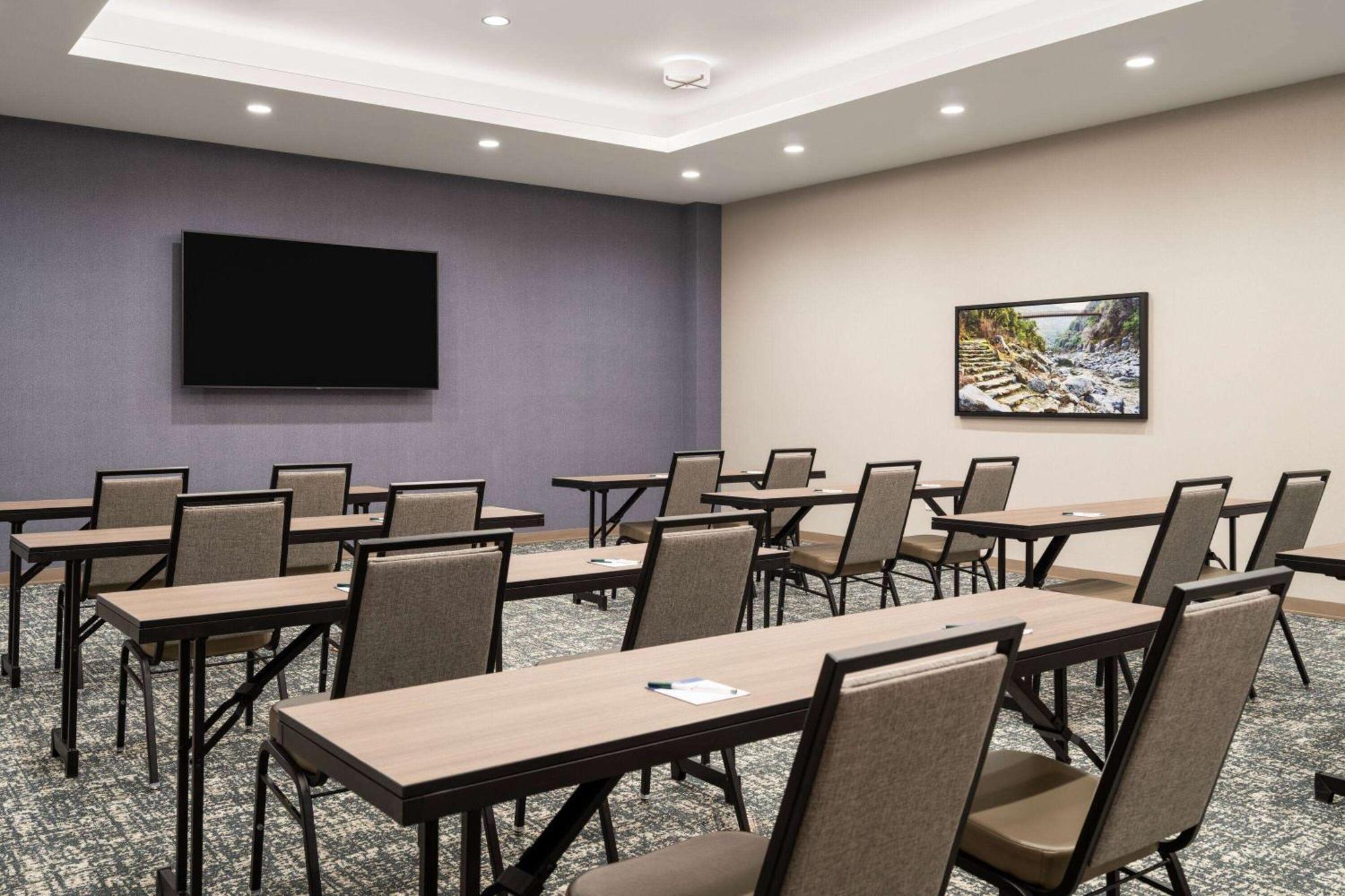 La Quinta Inn And Suites By Wyndham Lincoln Eksteriør billede