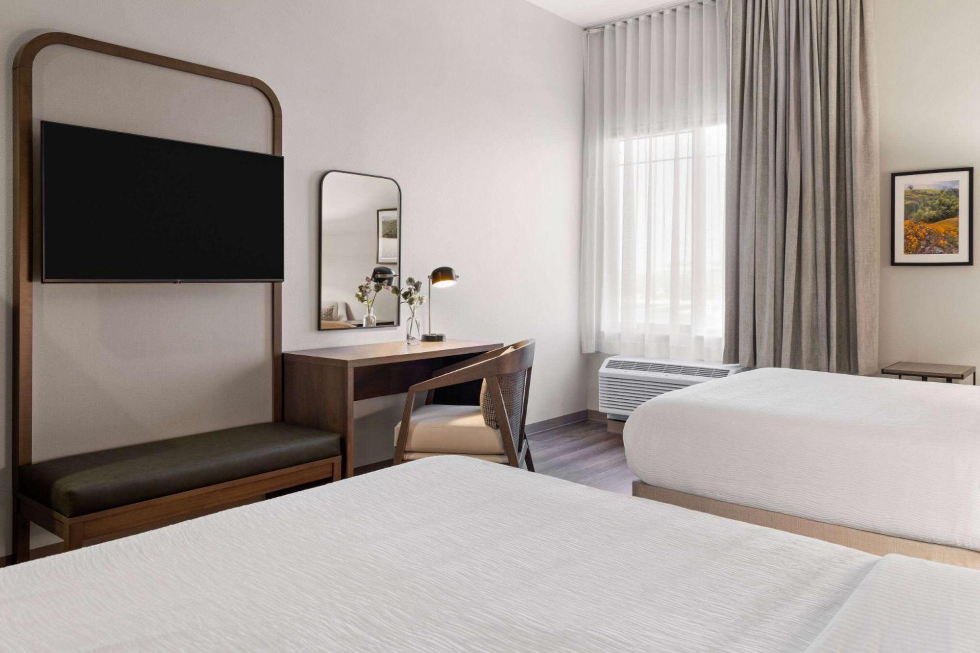 La Quinta Inn And Suites By Wyndham Lincoln Eksteriør billede